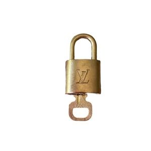 Authentic Louis Vuitton LV Lock & Key 309🔒 🔐 🔑